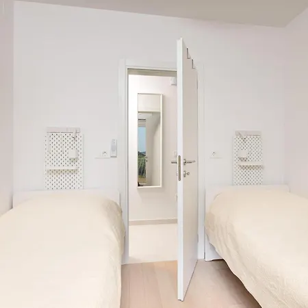 Pet Friendly In With Kitchen * Punat