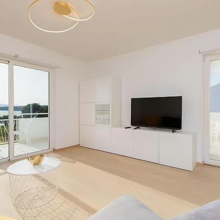 بيت للعطل Pet Friendly In With Kitchen *