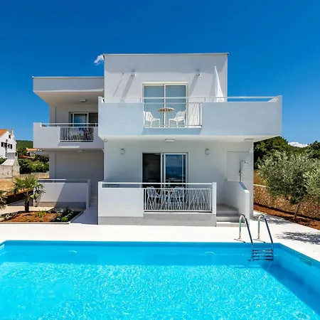 بيت للعطل Pet Friendly In With Kitchen