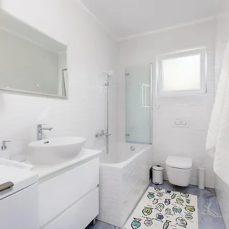 Сasa de vacaciones Pet Friendly In With Kitchen *