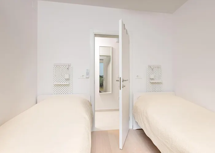 Pet Friendly In With Kitchen * بونات